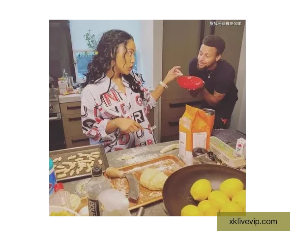 库嫂澄清早年言论称库里非理想型实为自认配不上他